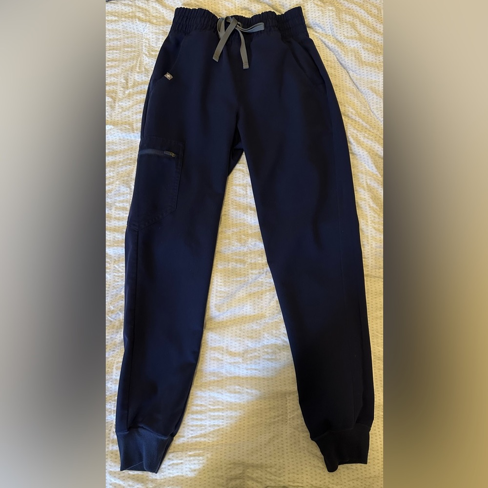 FIGS XXS/P High Waisted Zamora Joggers in Navy